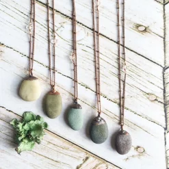 Beach pebble necklace | Raw stone necklace