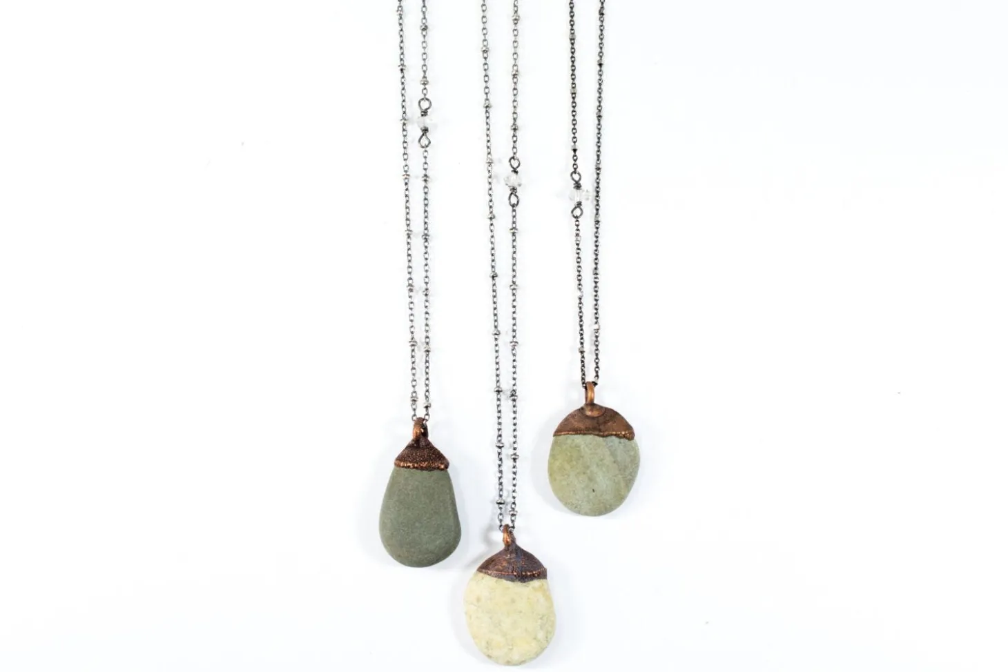 Beach pebble necklace | Raw stone necklace