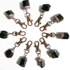 Black tourmaline keychain | Raw crystal keychain | Tourmaline crystal key clip | Schorl keychain | Fathers Day | Gift for dad