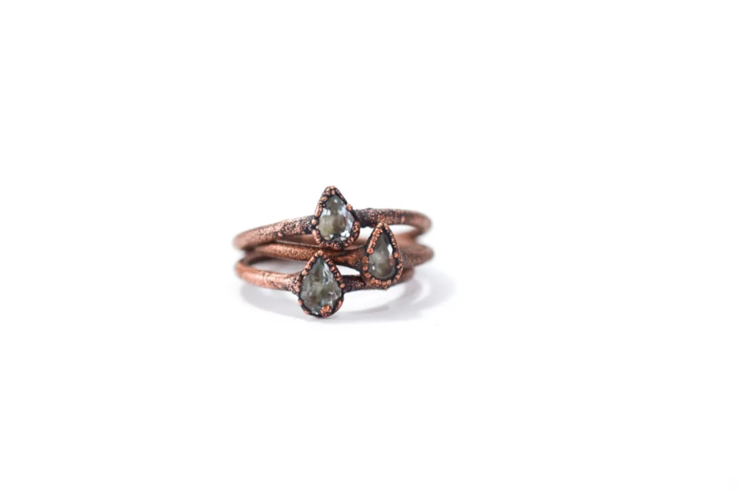 Faceted aquamarine ring | Teardrop stone stacking ring