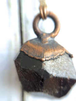 Raw garnet necklace | Garnet crystal necklace