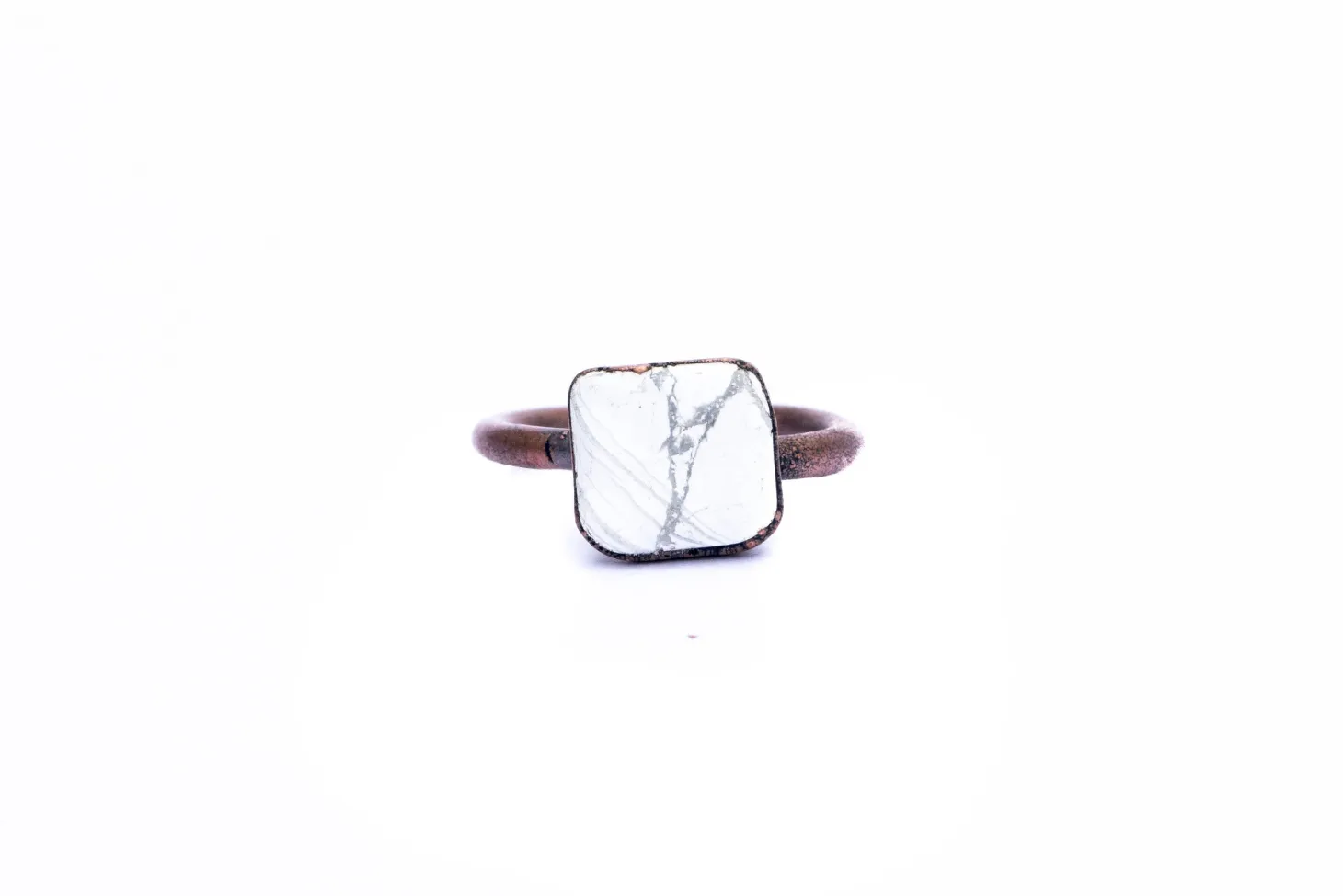 SALE Raw howlite ring | Natural howlite
